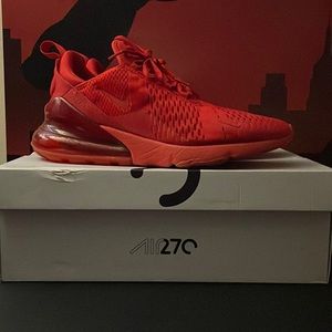 Nike Air Max 270 University Red